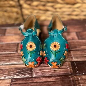 Girls Shoes